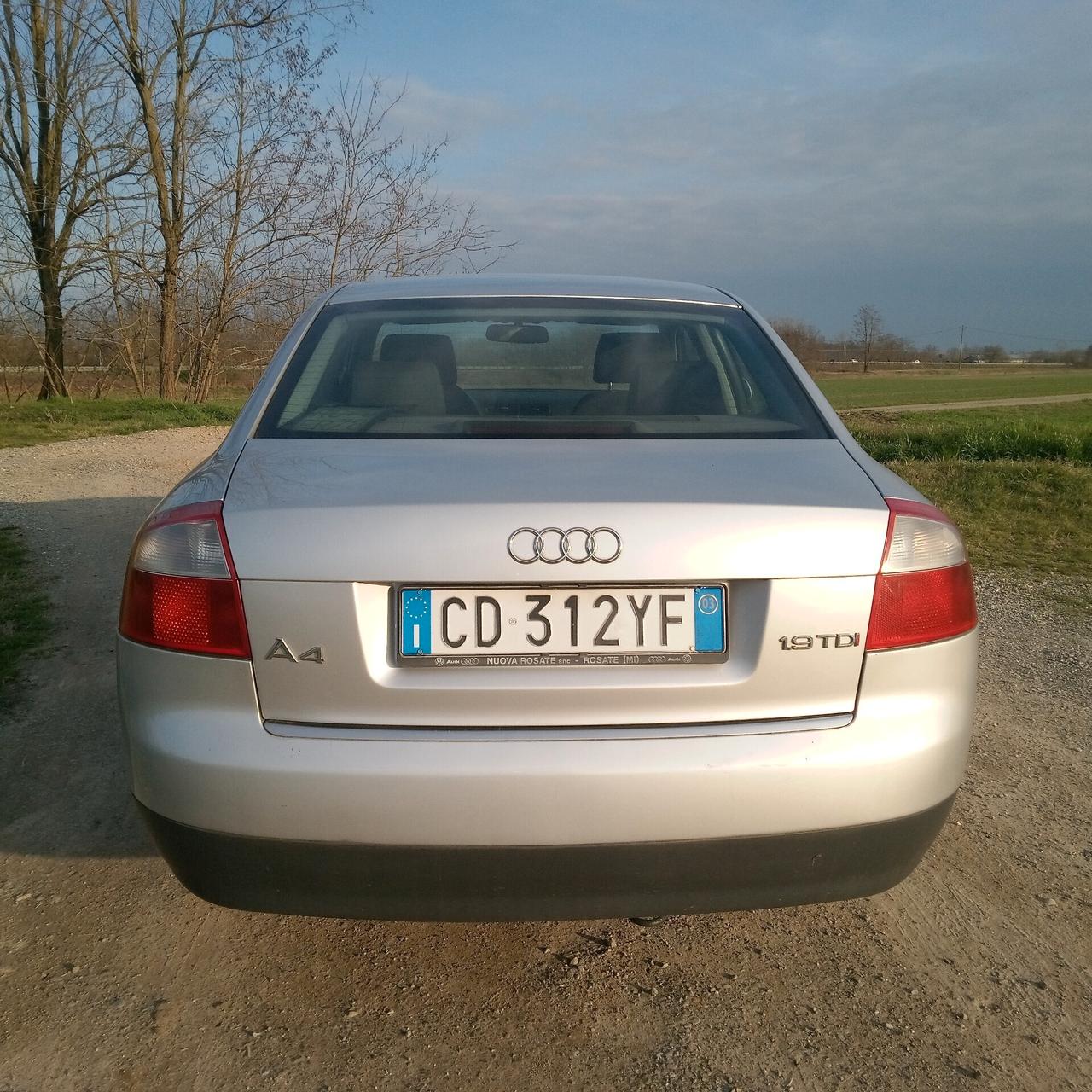 Audi A4 1.9 TDI/130 CV cat