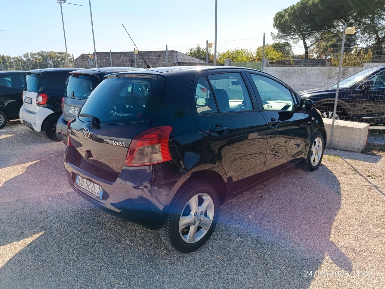 Toyota Yaris 1.4 D-4D 5 porte 3500 vista e piaciuta 4400 con garanzia