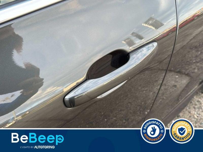 Volvo XC60 2.0 B4 MOMENTUM AWD AUTO MY20