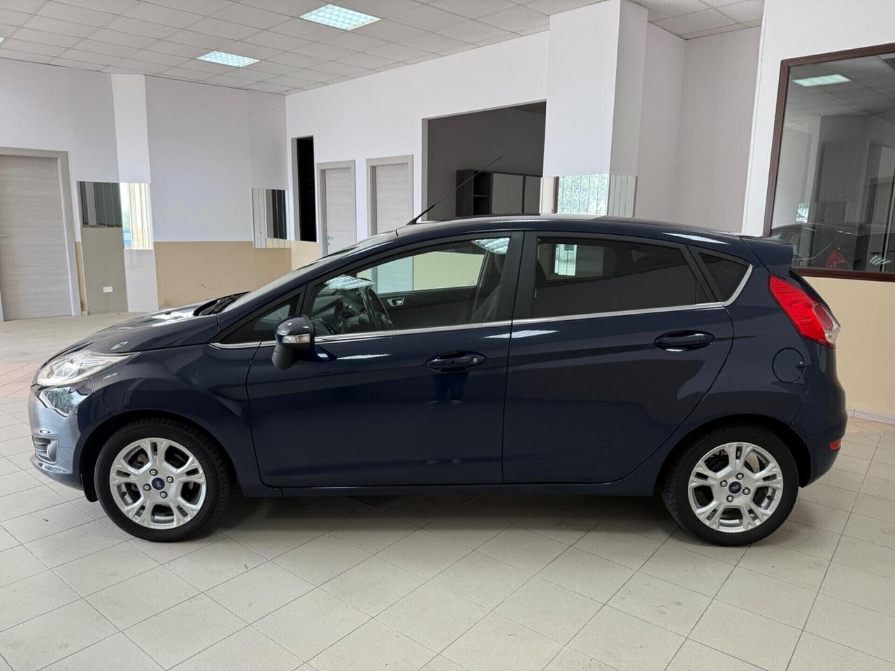 Ford Fiesta 1.5 TDCi 75CV 5 porte Titanium