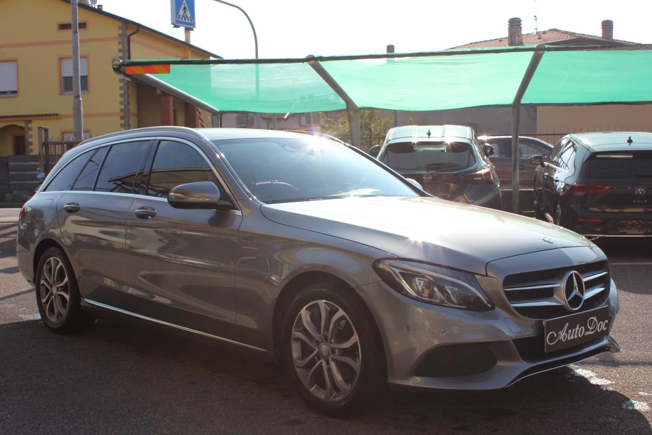 Mercedes-Benz C 220 d Sport FULL LED Pelle Navi Sensori PREZZO REALE !!