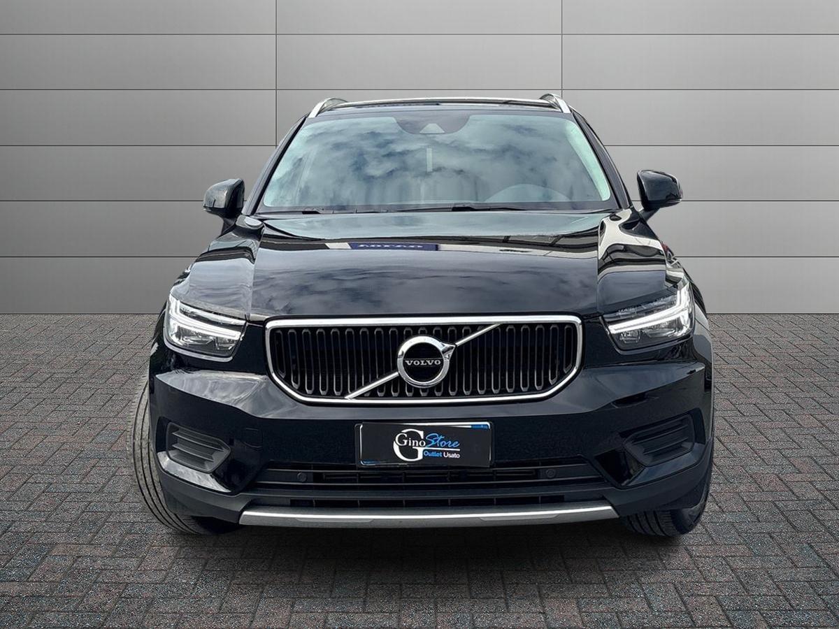 VOLVO XC40 1.5 t2 Momentum auto my21