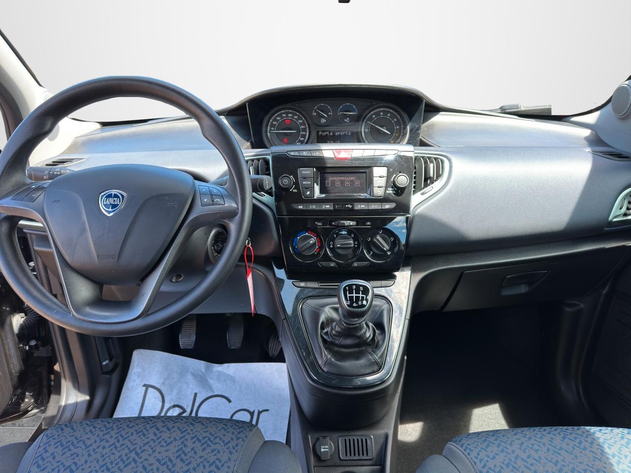 Lancia Ypsilon 1.0 FireFly 5 porte S&S Hybrid Oro