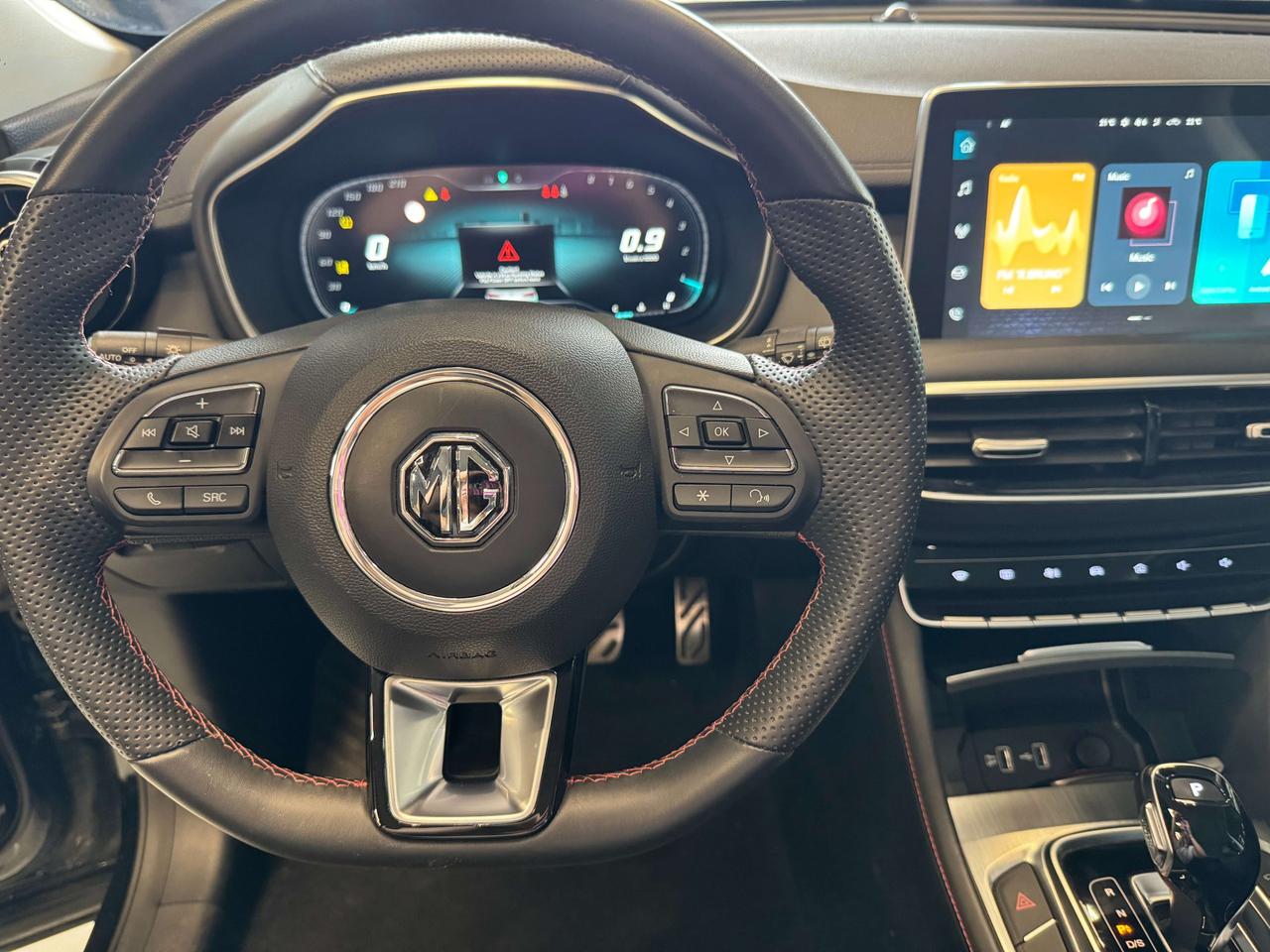 MG HS HS 1.5 t Luxury auto