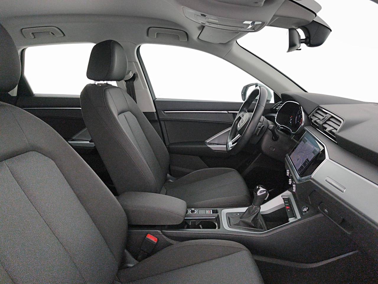 Audi Q3 35 2.0 tdi Business Advanced