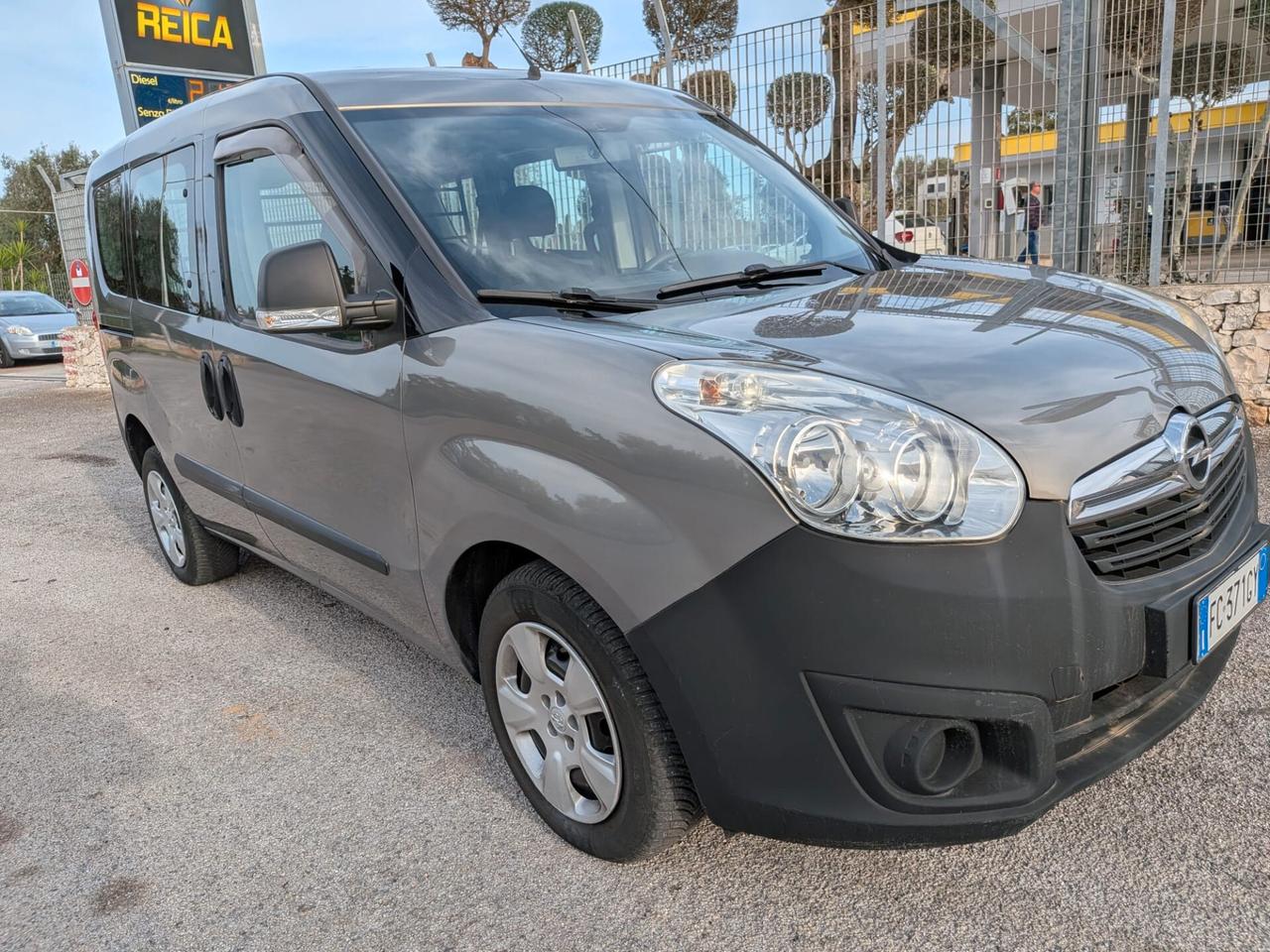 Opel Combo 1.6 CDTI 105CV AUTOCARRO 5 POSTI