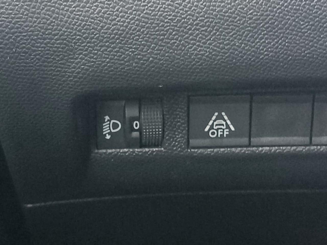 Peugeot 208 BlueHDi 100 Stop&Start 5 porte Allure