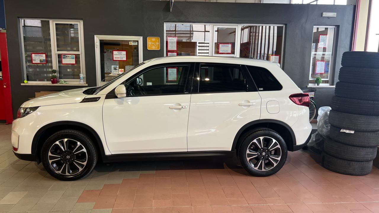 Suzuki Vitara 1.4 Hybrid Top