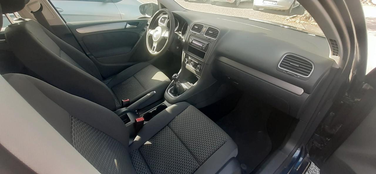 Volkswagen Golf 2010 - 1.6 TDI LB AUTOMOBILI