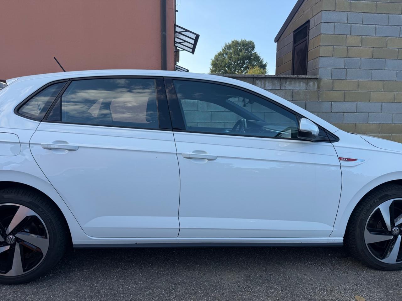 Volkswagen Polo GTI 2.0 200cv DSG