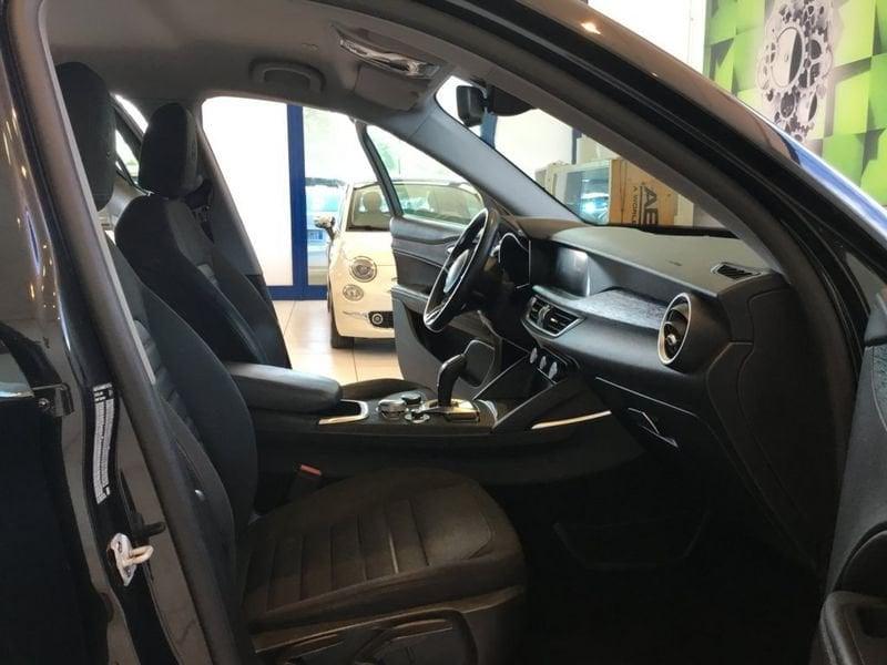 Alfa Romeo Stelvio 2.2 Turbo Diesel 160CV Business AT8 RWD MY21