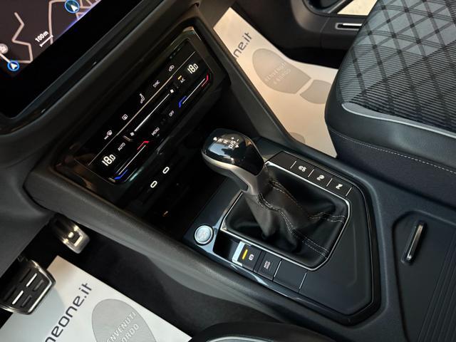 VOLKSWAGEN Tiguan 2.0 TDI 150 CV SCR DSG R-Line LUCI AMBIENTE