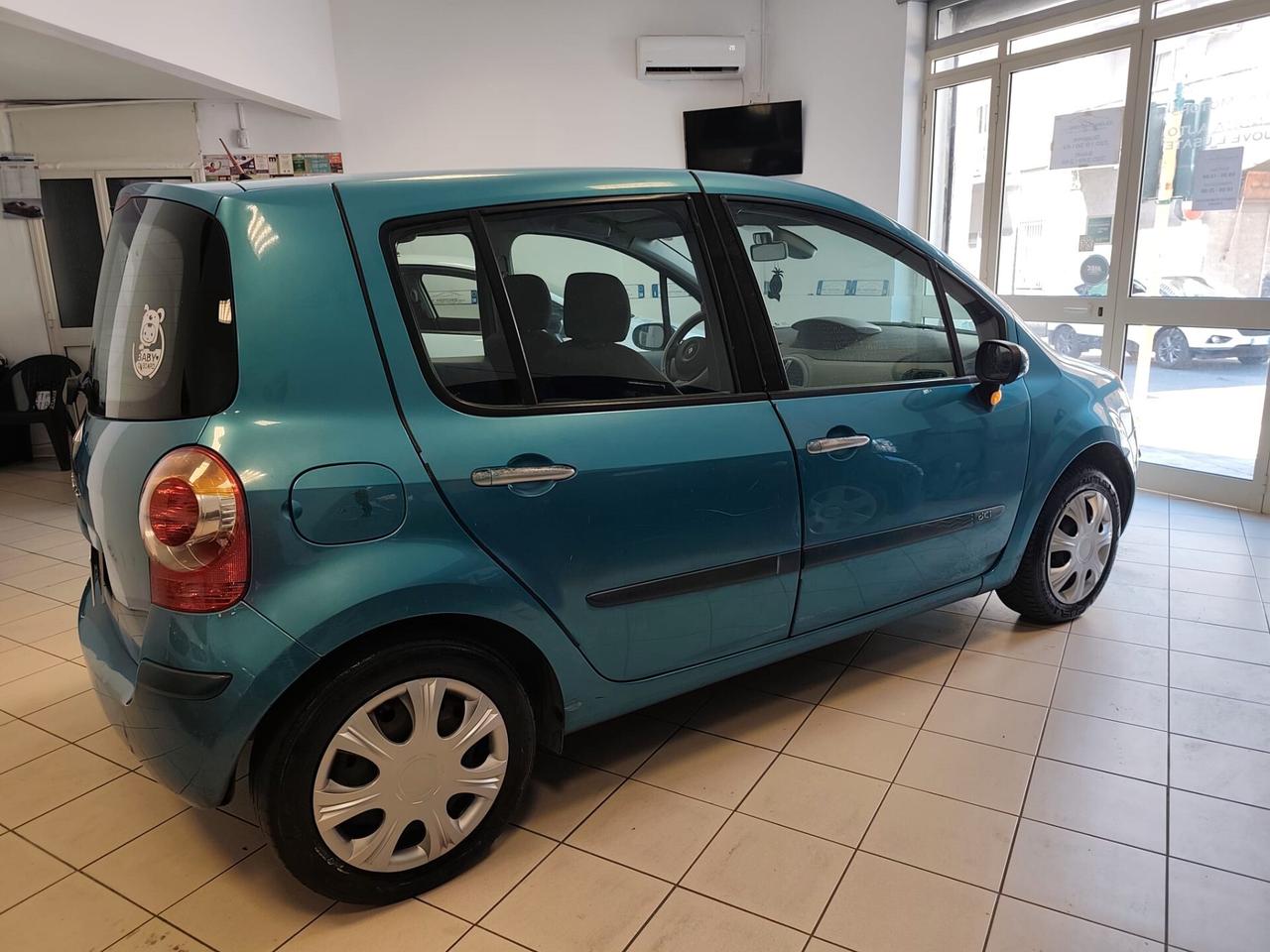 Renault Modus 1.5 dCi 82CV Luxe Privilège