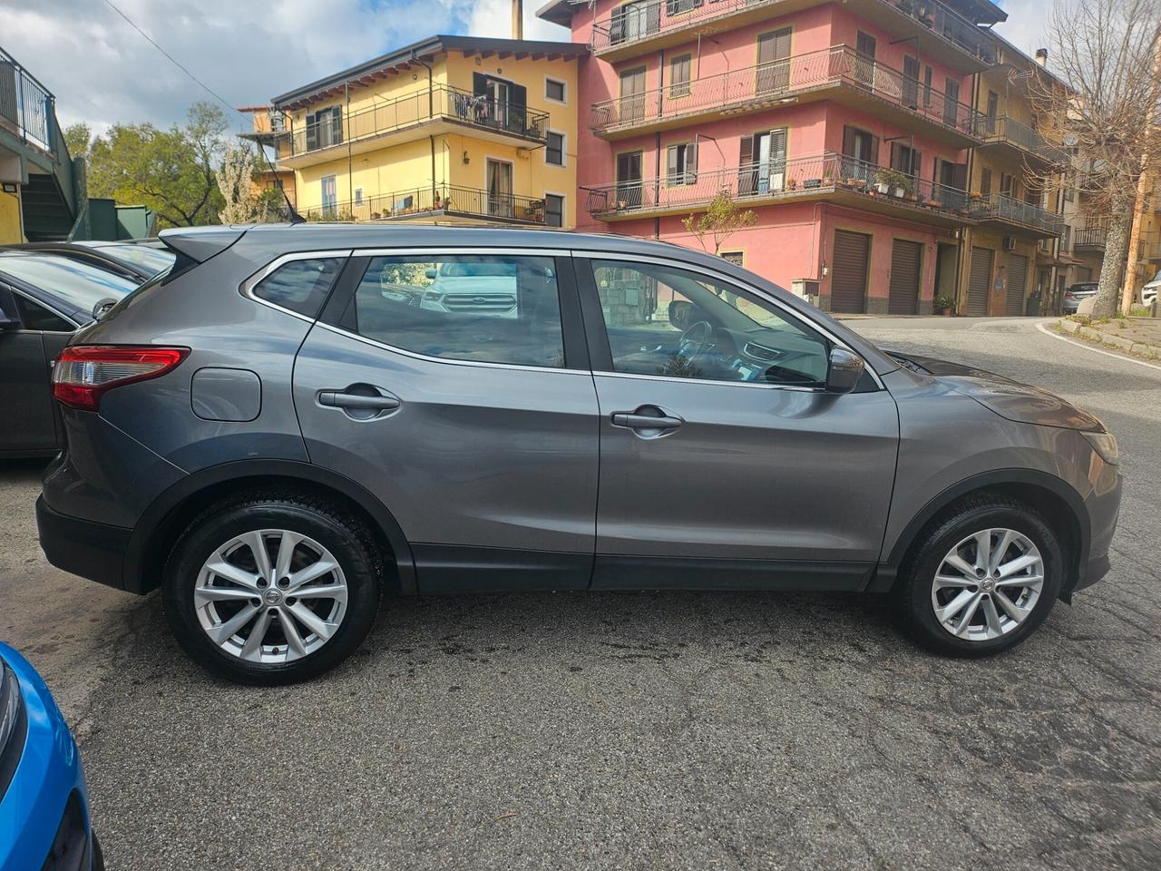 Nissan Qashqai 1.5 dCi Acenta 143.000km 2017