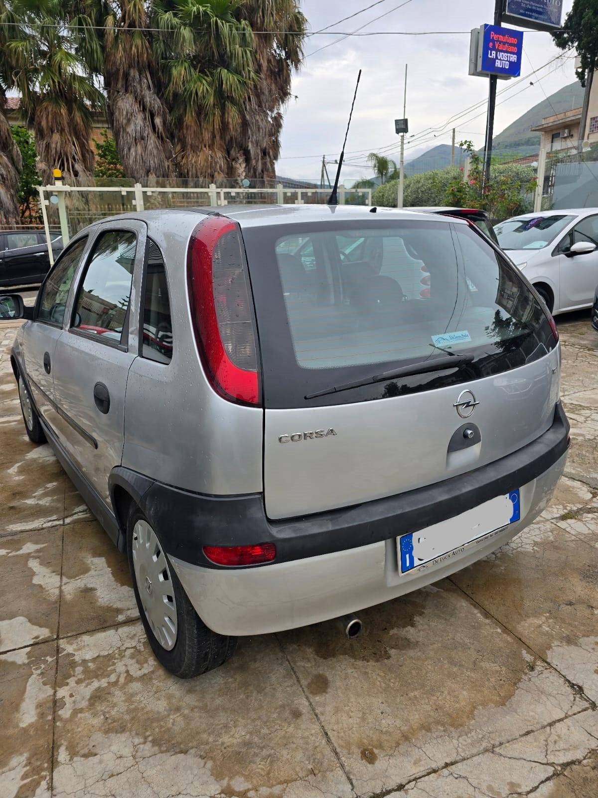 Opel Corsa 1.2i 16V cat 5 porte Club