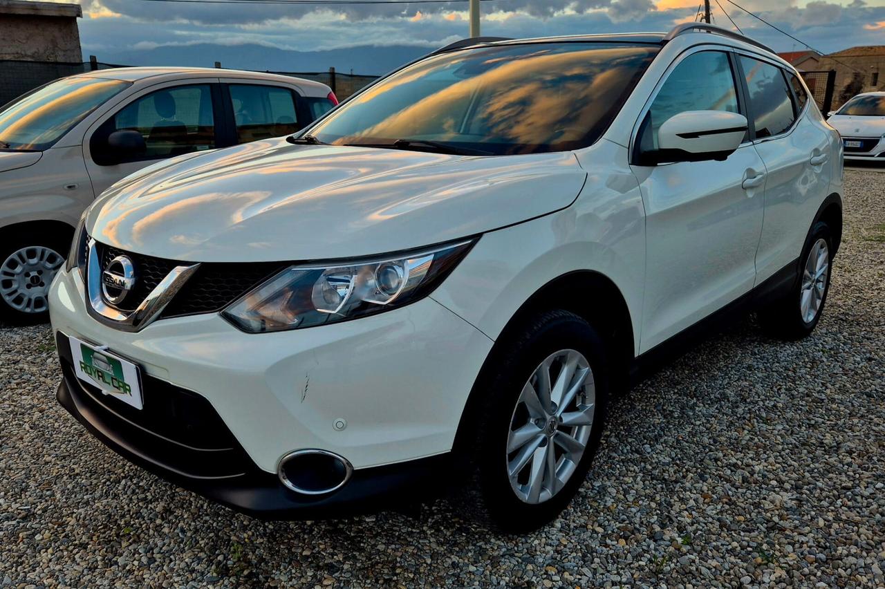 Nissan Qashqai 1.5 dCi Tekna Tetto panoramico 4 telecamere 360°