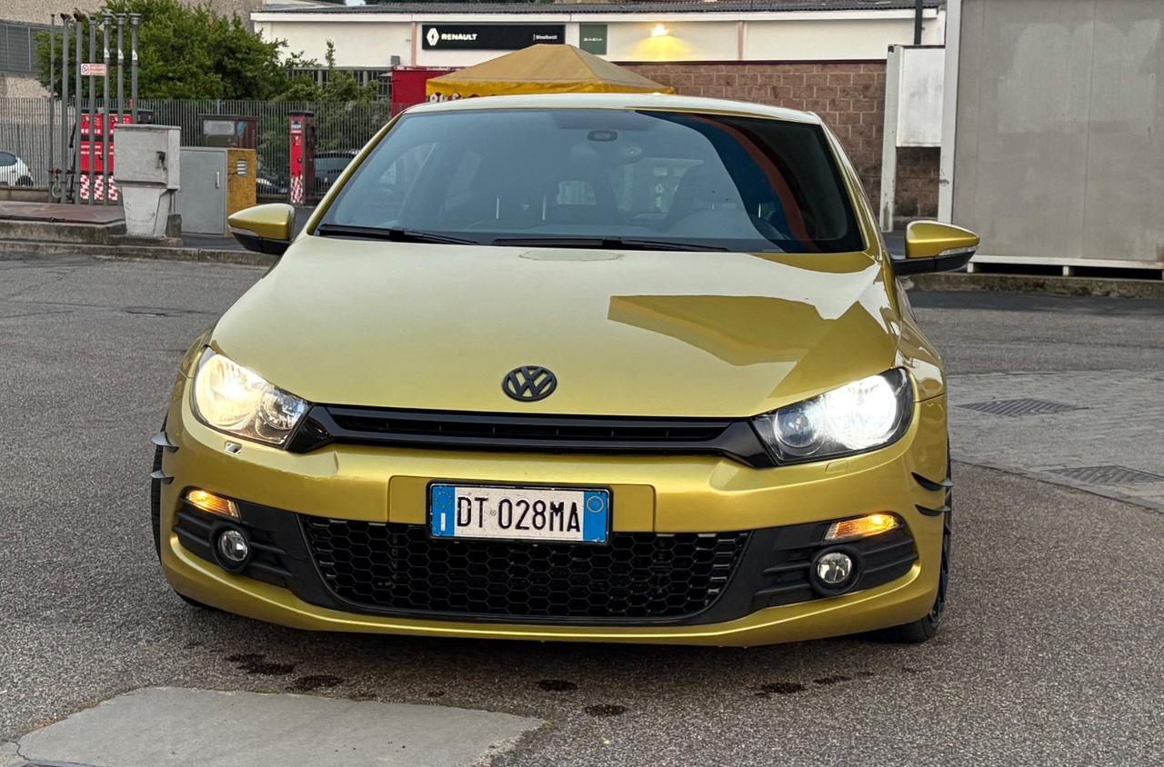 Volkswagen Scirocco 2.0 TFSI 200cv R-Line