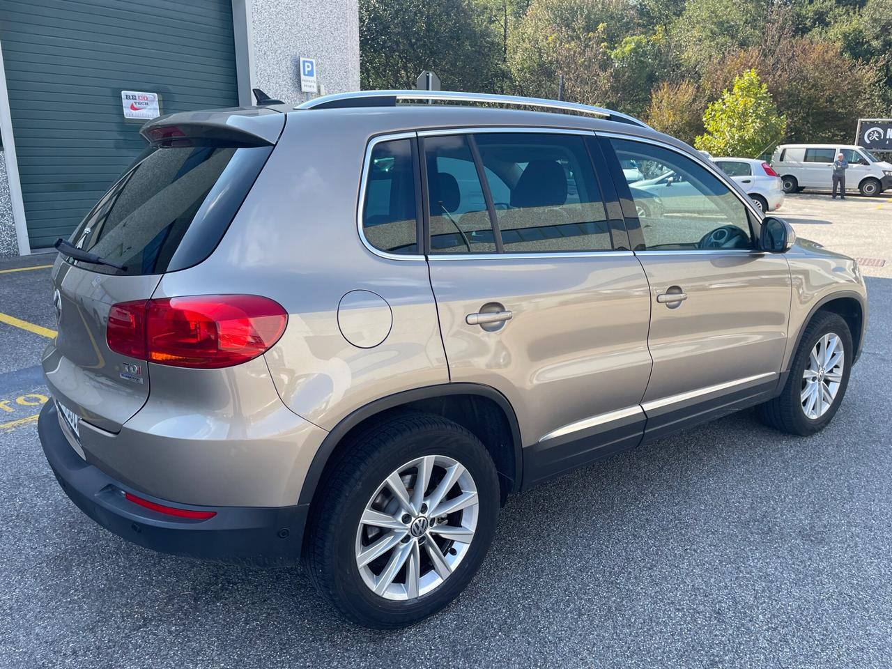 Volkswagen Tiguan 2.0 TDI 110 CV *Navi*Neopatentati**Solo 77000km*