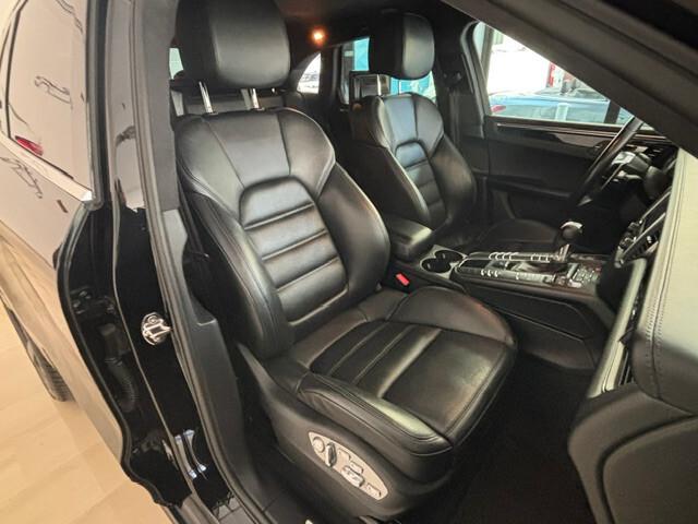 Porsche Macan Turbo 3.6 benzina 400cv pdk 2017