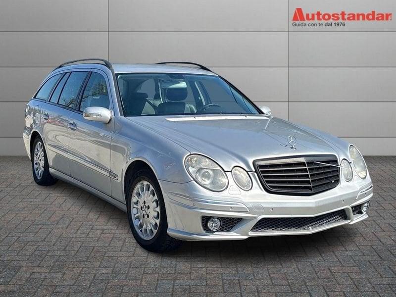 Mercedes-Benz Classe E (W/S210) 320