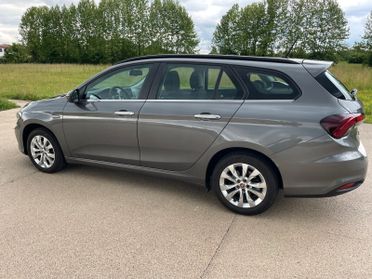Fiat Tipo 1.6 M.Jet S.W. AUTOMATICA LOUNGE E. 214