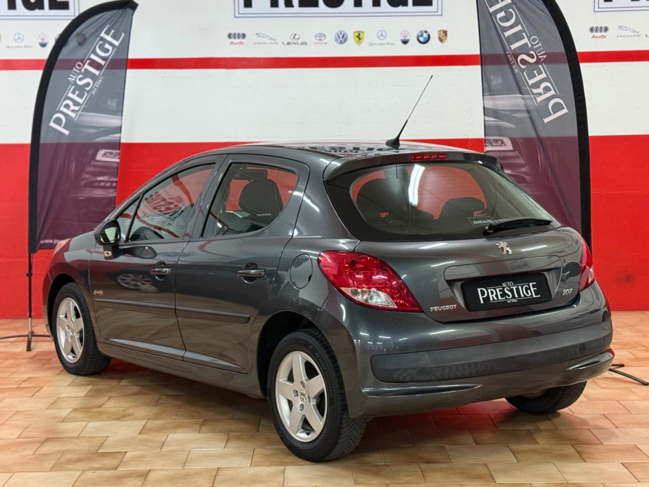 Peugeot 207 1.4 16V 75CV 5p. Benzina/GPL OK NEOPATENTATI