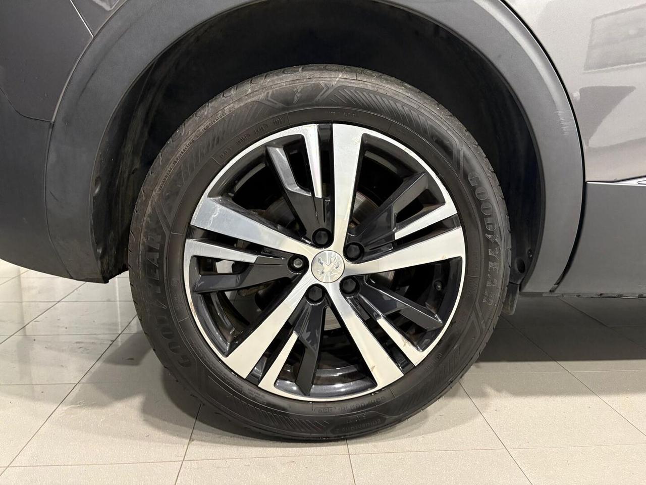 Peugeot 5008 1.5 bluehdi Allure s&s 130cv 7p.ti eat8