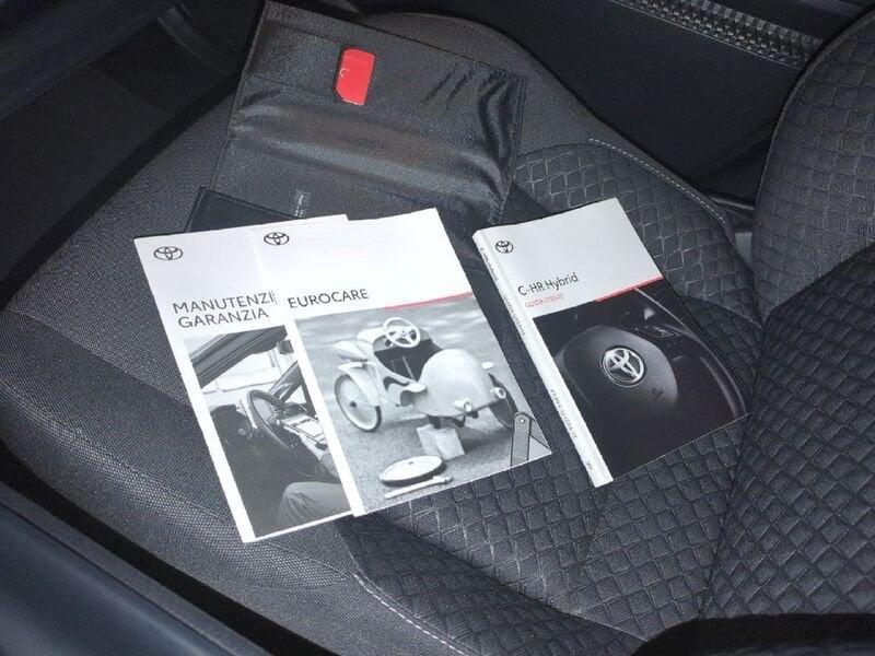 Toyota C-HR C-HR 1.8 Hybrid E-CVT Business