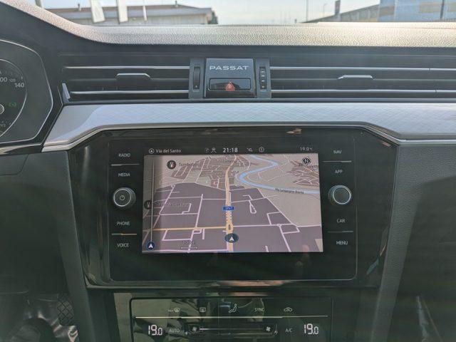 VOLKSWAGEN Passat Variant 2.0 TDI DSG Business