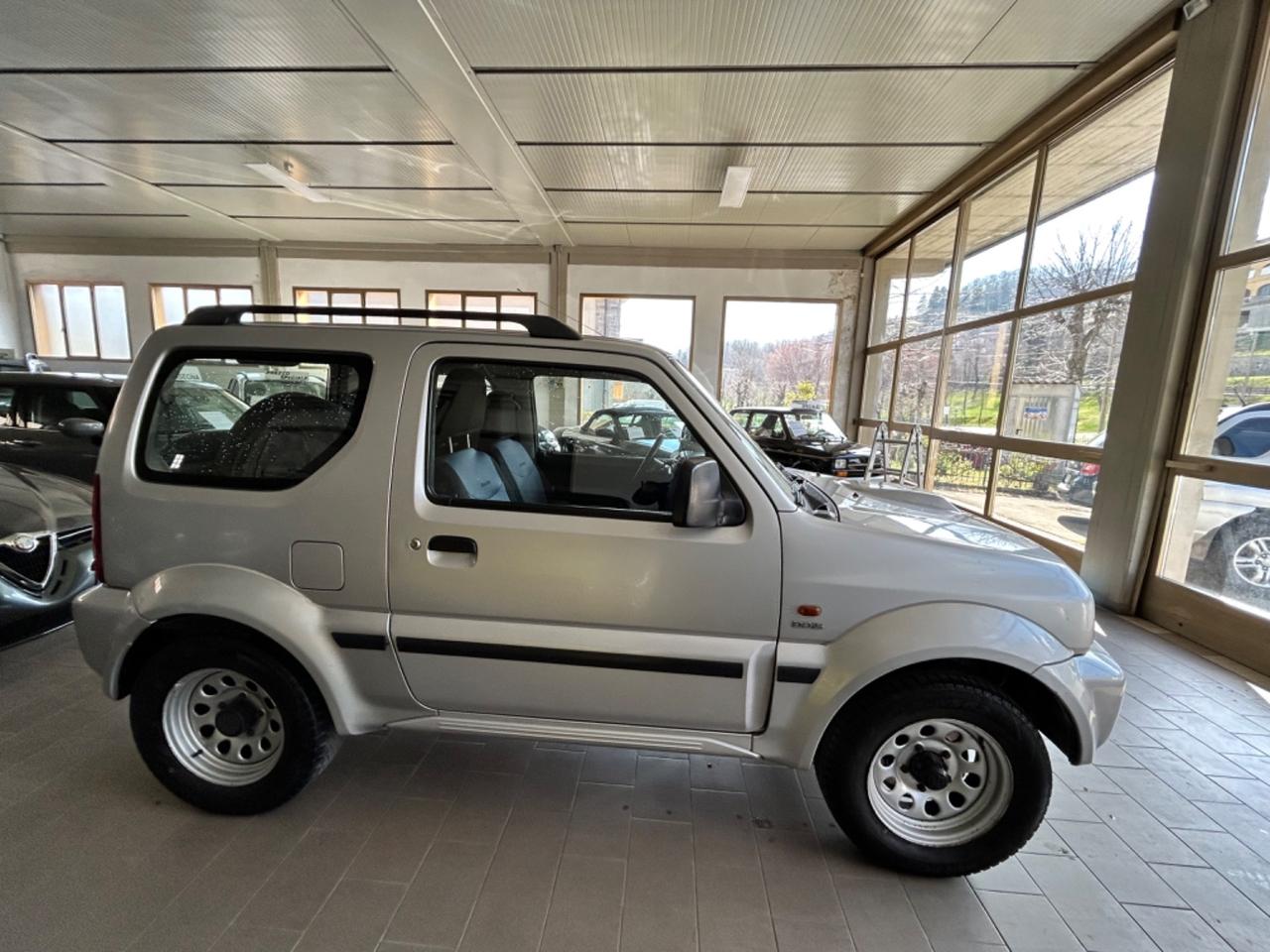 Suzuki Jimny 1.5 DIESEL 4WD GANCIO TRAINO A/C