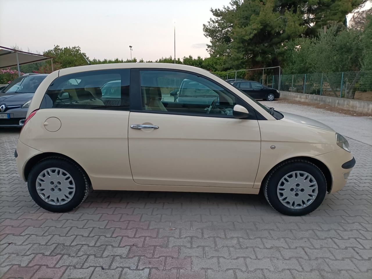 Lancia Ypsilon 1.3 Multijet *ok neopatentati*
