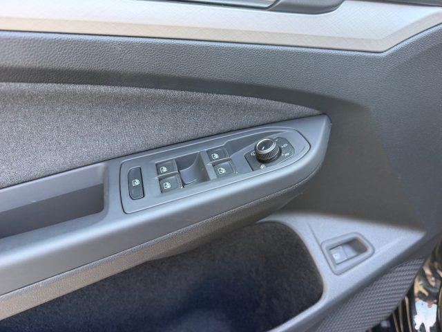 VOLKSWAGEN Golf 1.5 TSI 204CV EHYBRID PLUG-IN DSG UNIPROPRIETARIO