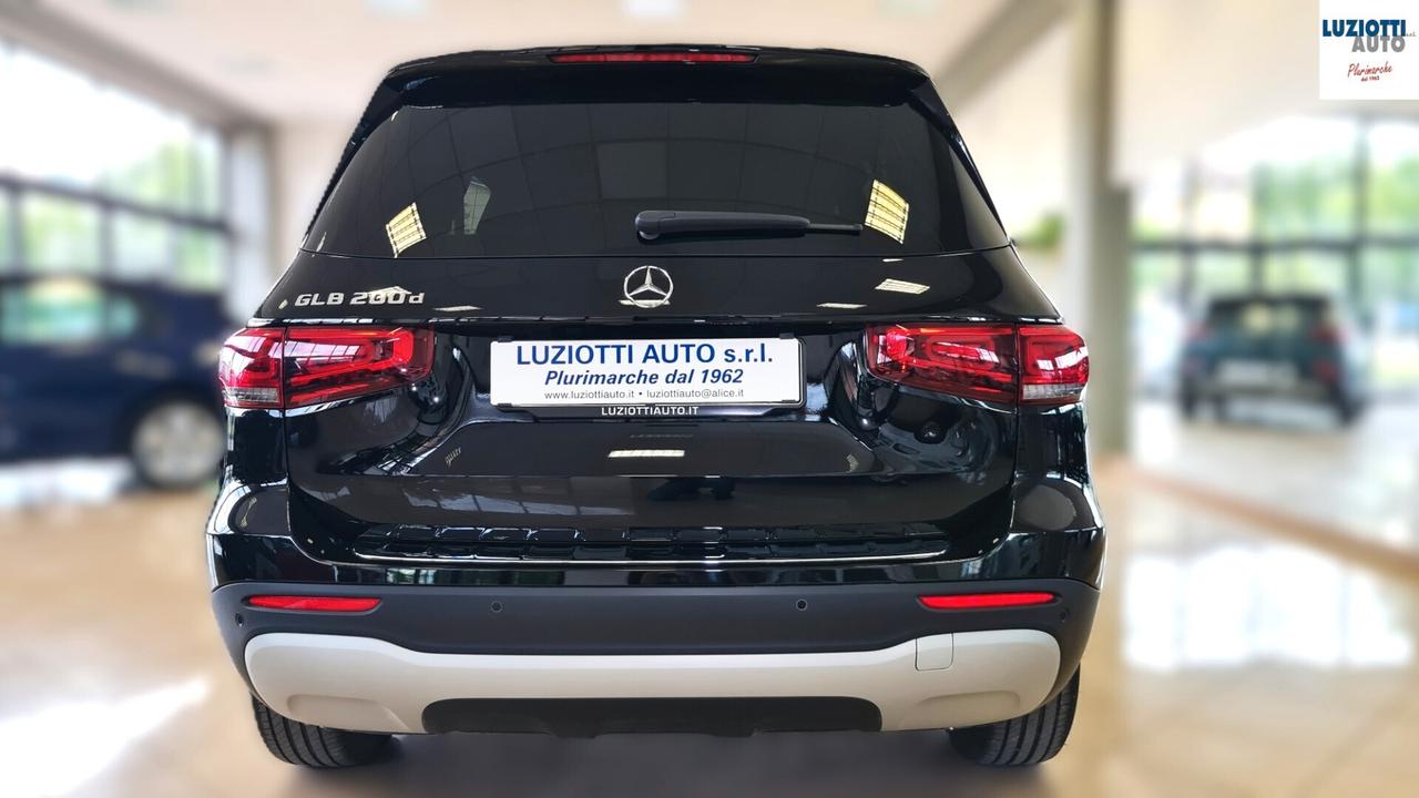 Mercedes-benz GLB 200 MERCEDES GLB 200d SPORT AUTO 7 POSTI
