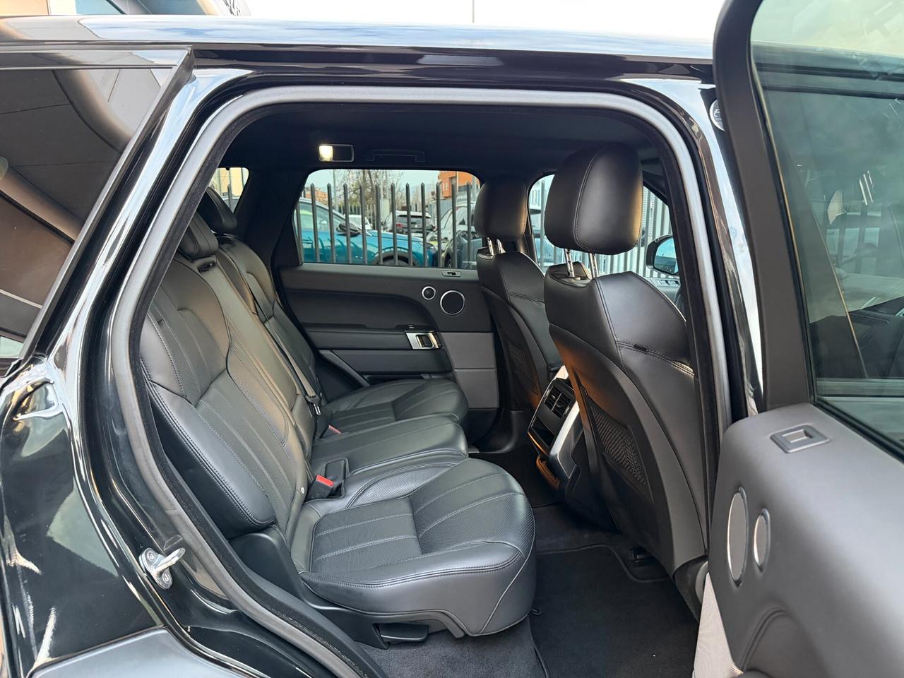 Land Rover Range Sport 3.0 TDV6 HSE Dynamic