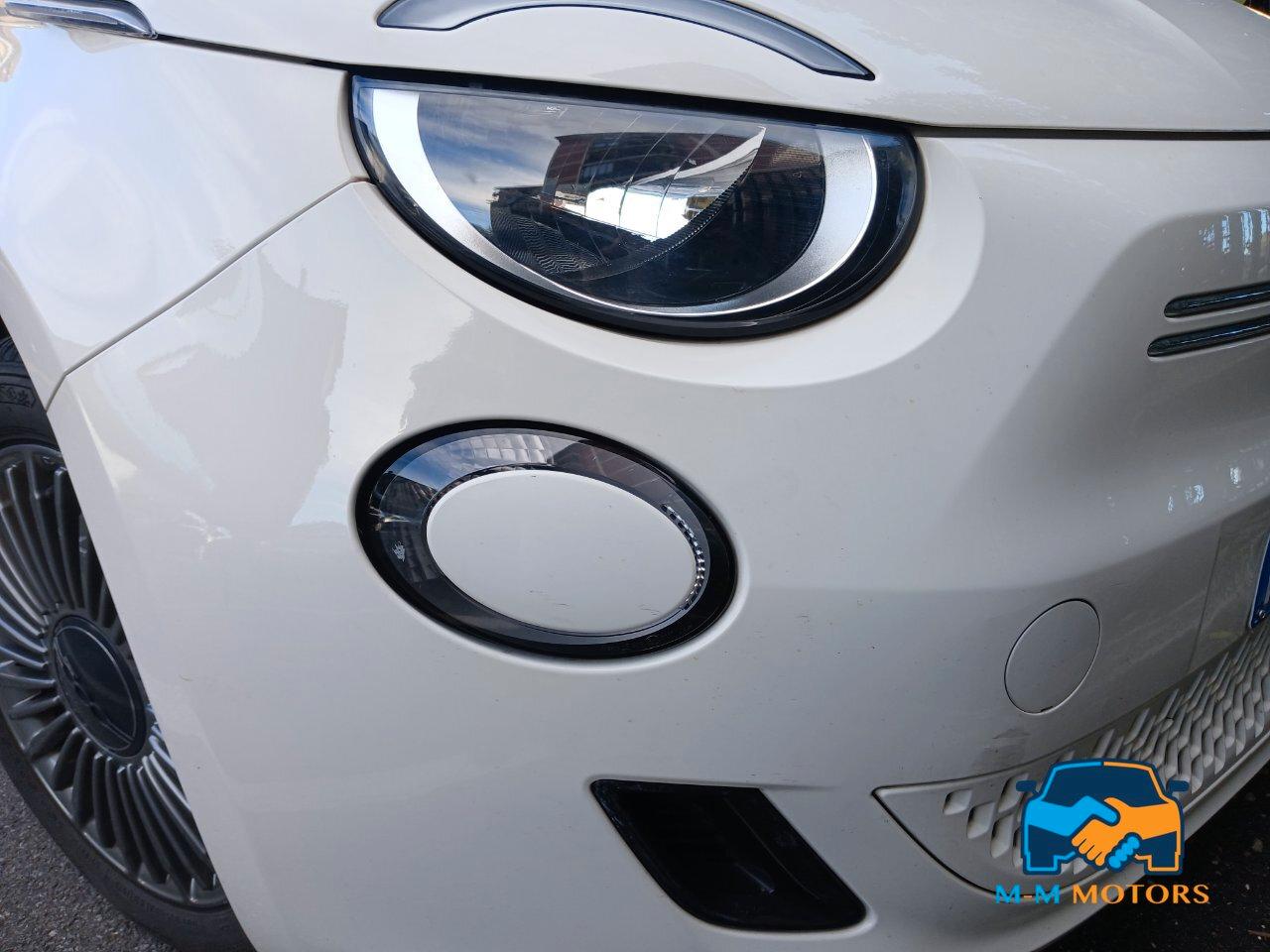 Fiat 500e 42 kWh La Prima