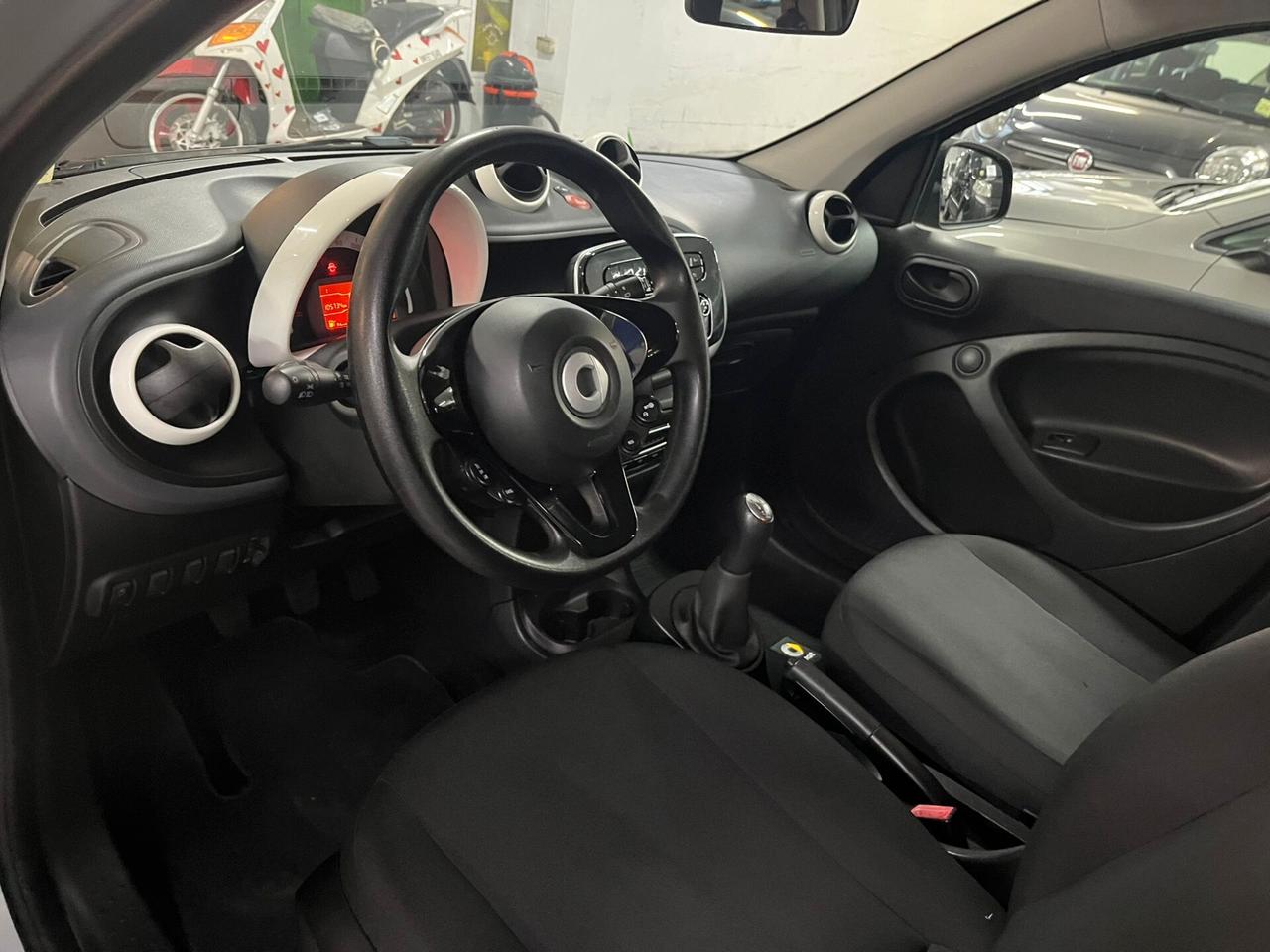 Smart ForFour 1.0 Passion (4 posti)