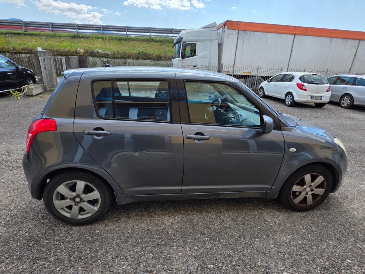 Suzuki Swift 1.3 5p. GL
