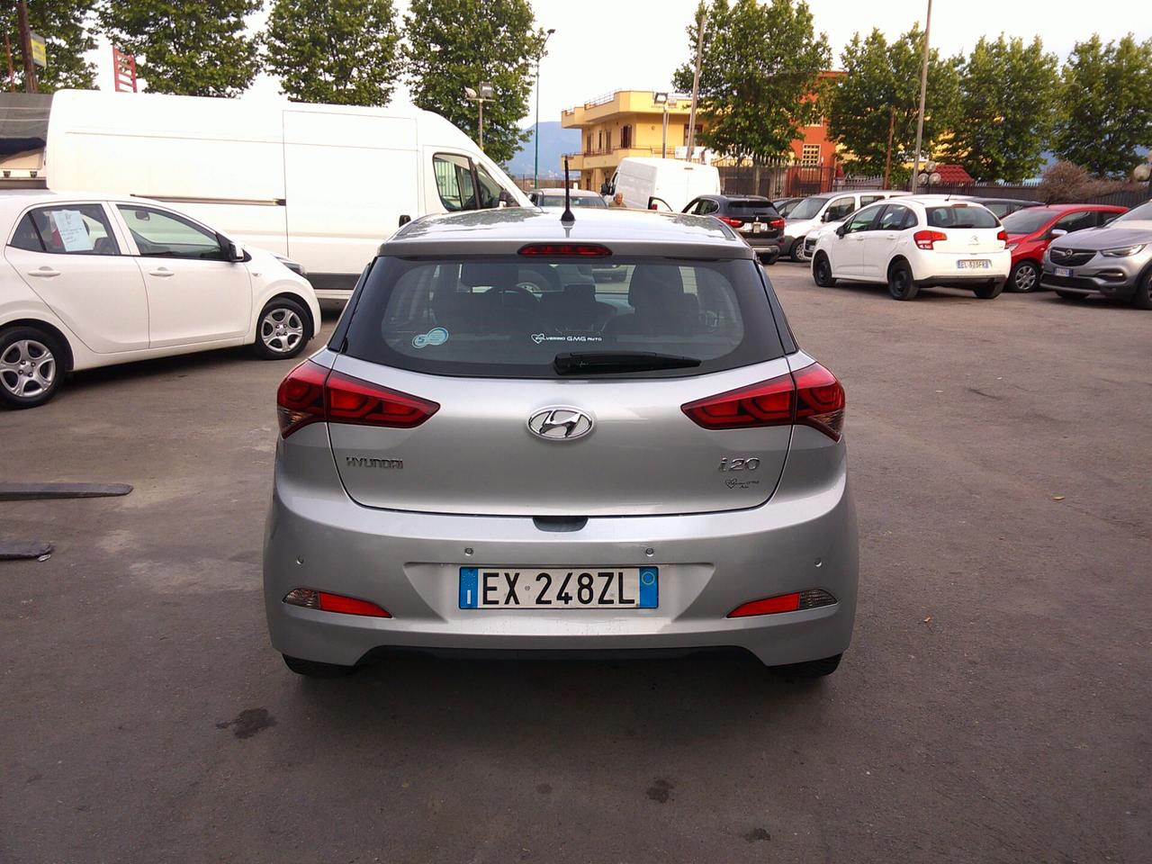 Hyundai i20 1.1 CRDi 12V 5 porte Comfort 14