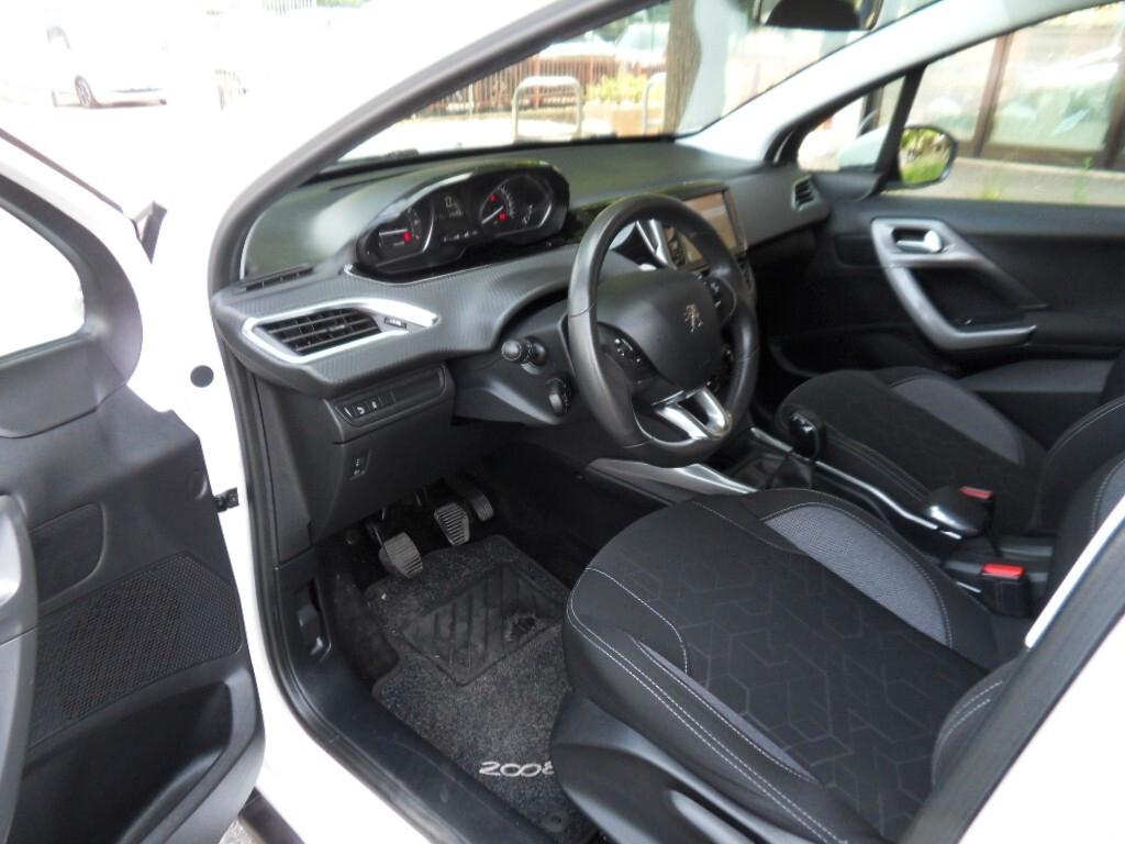 Peugeot 2008 PureTech 82 Active