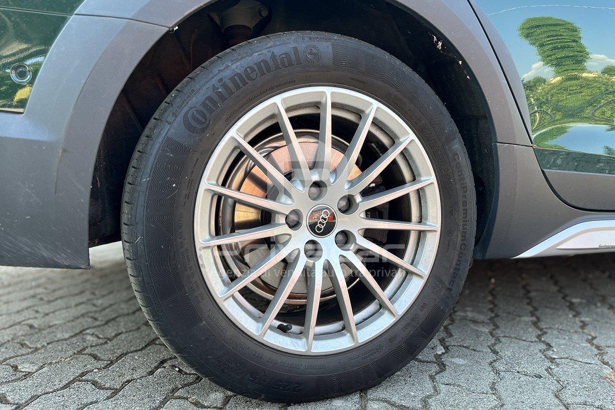 AUDI A4 allroad 40 TDI 204 CV S tronic Identity Contrast