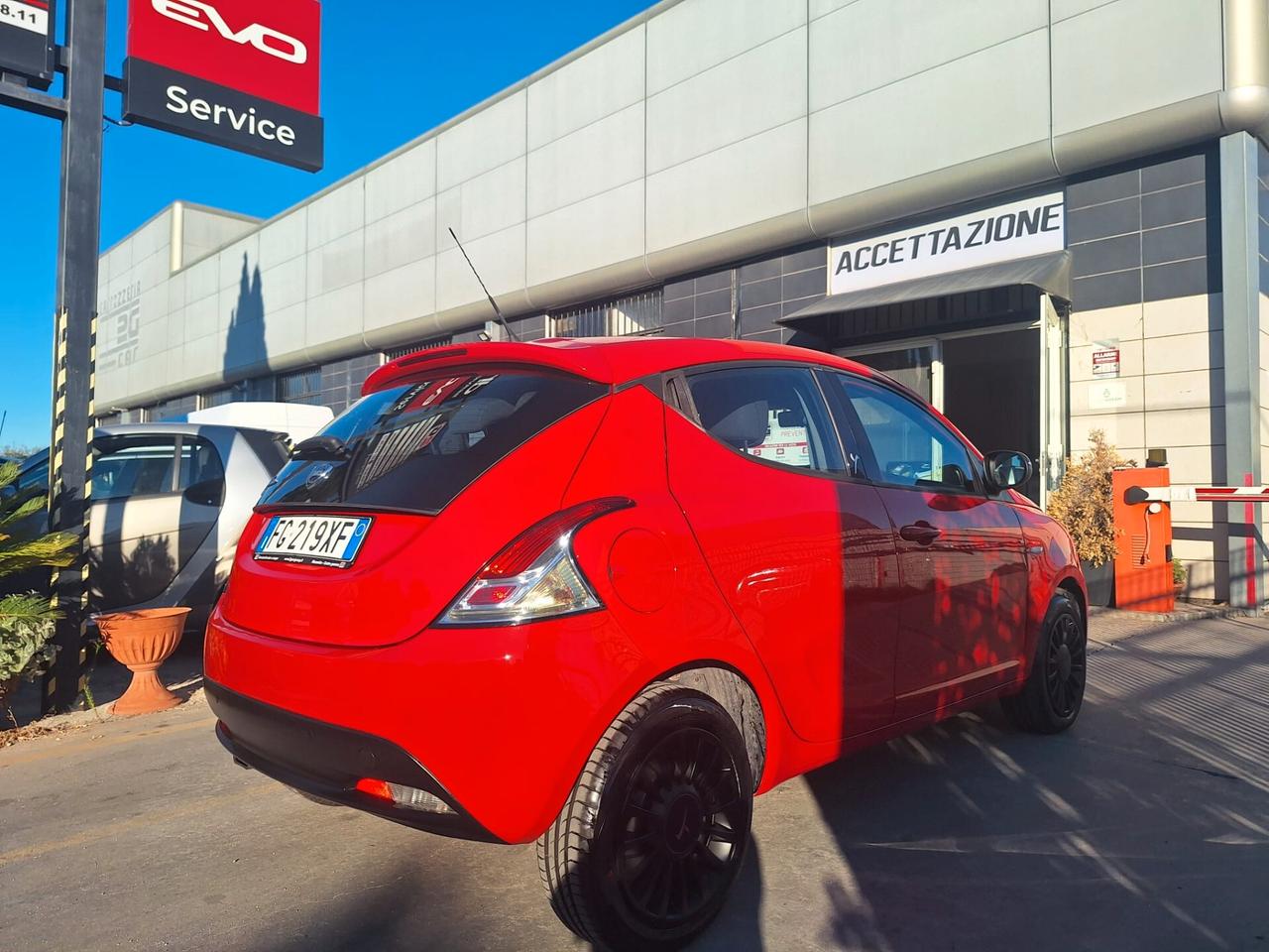 Lancia Ypsilon 1.2 69 CV 5 porte Platinum