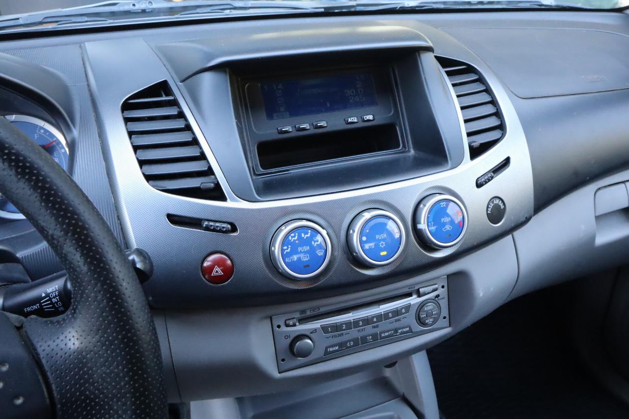 Mitsubishi L200 2.5 167CV solo Export o rivenditori