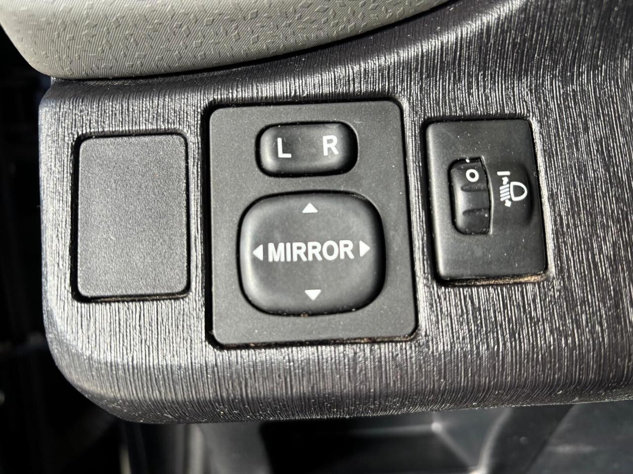 Toyota Yaris 1.0 5 porte Lounge