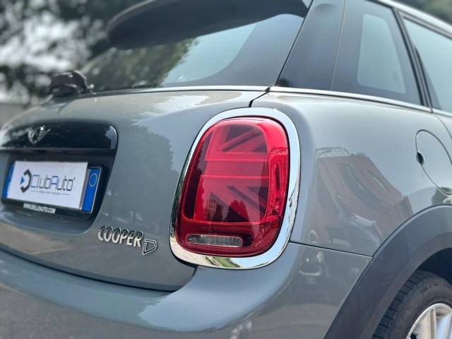 Mini Mini IV F55-F56 2014 1.5 Cooper D Hype Seven 5p