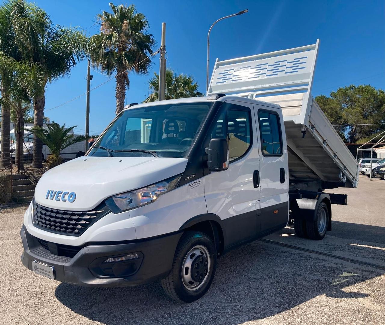 Iveco Daily 35c12 doppia cabina ribaltabile tre lati