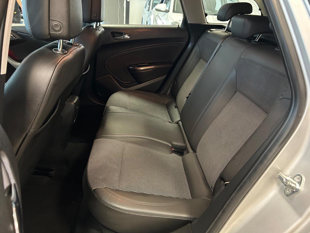 Opel Astra - 2012 1.7 CDTI 125CV
