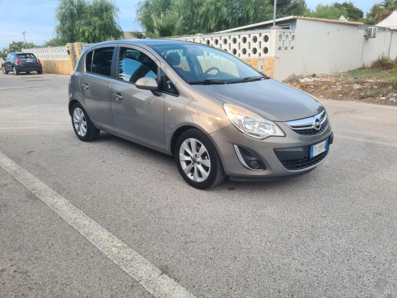 Opel Corsa 1.2 85CV 5 porte GPL-TECH Elective