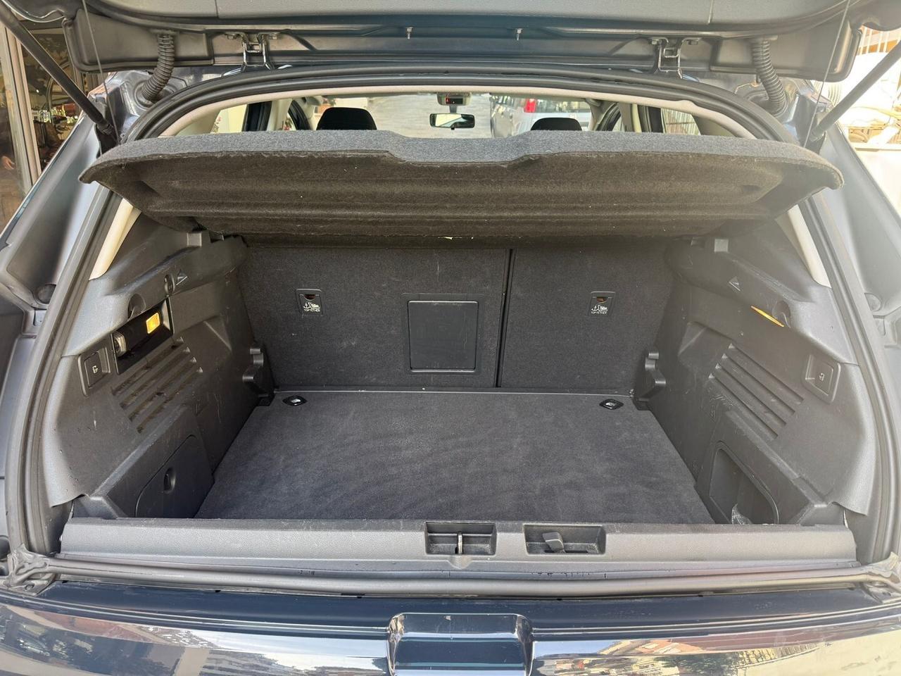 PEUGEOT 3008 1.6 HDi 110 CV Business UNIPRO