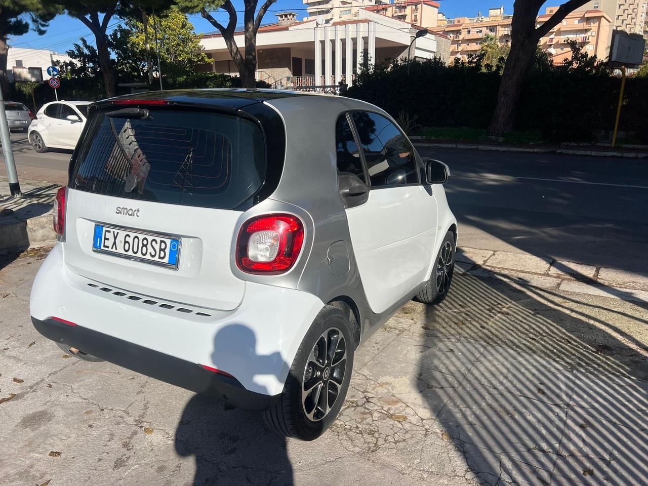 Smart ForTwo 1000 62 kW coupé passion