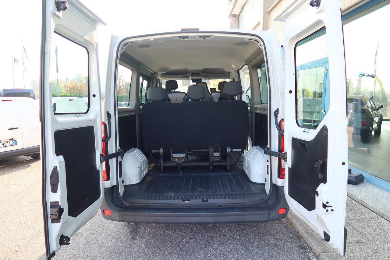 Nissan NV400 2.3 dCi 145CV 9 Posti